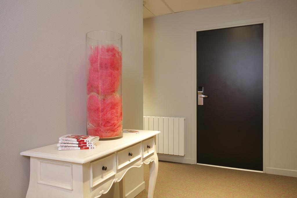 Hotel The Originals Perpignan Sud Le Grillon D'Or 르불루 외부 사진